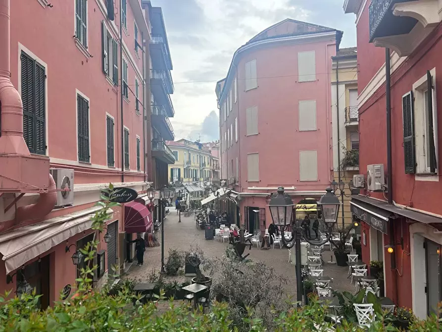 Immagine 11 di Attico in vendita  in Piazza Cesare Battisti 33 a Ventimiglia