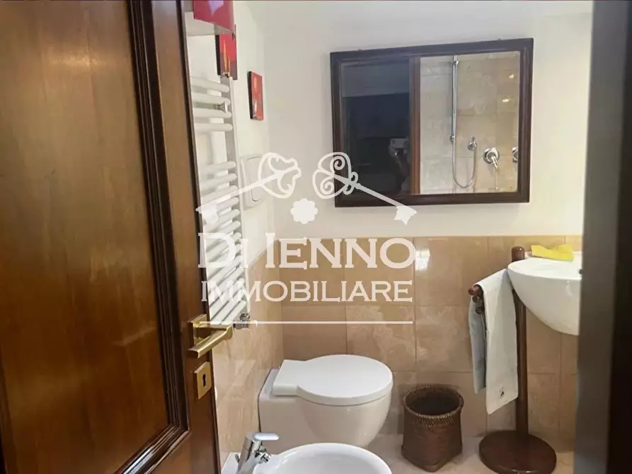 Immagine 9 di Casa trifamiliare in affitto  a Roma