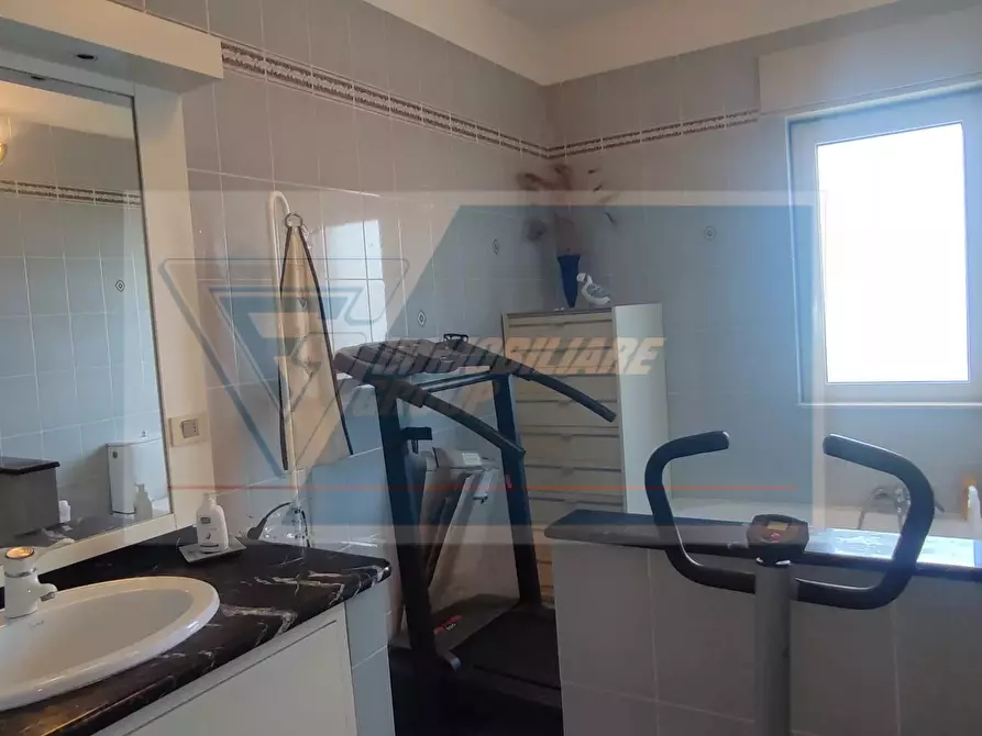 Immagine 19 di Casa trifamiliare in vendita  in Via Monte San Vito a Siracusa