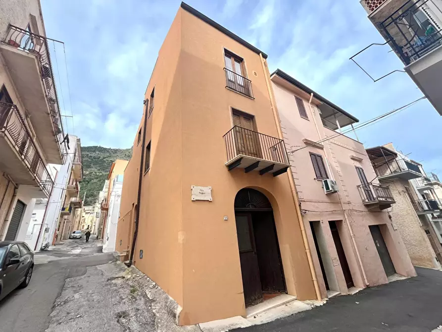 Immagine 1 di Terreno edificabile in vendita  in Via Cascio, 90 a Castellammare Del Golfo