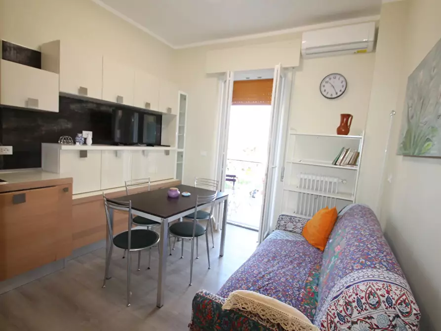Immagine 1 di Casa trifamiliare in affitto  in Via Tevere, 9 a Borghetto Santo Spirito