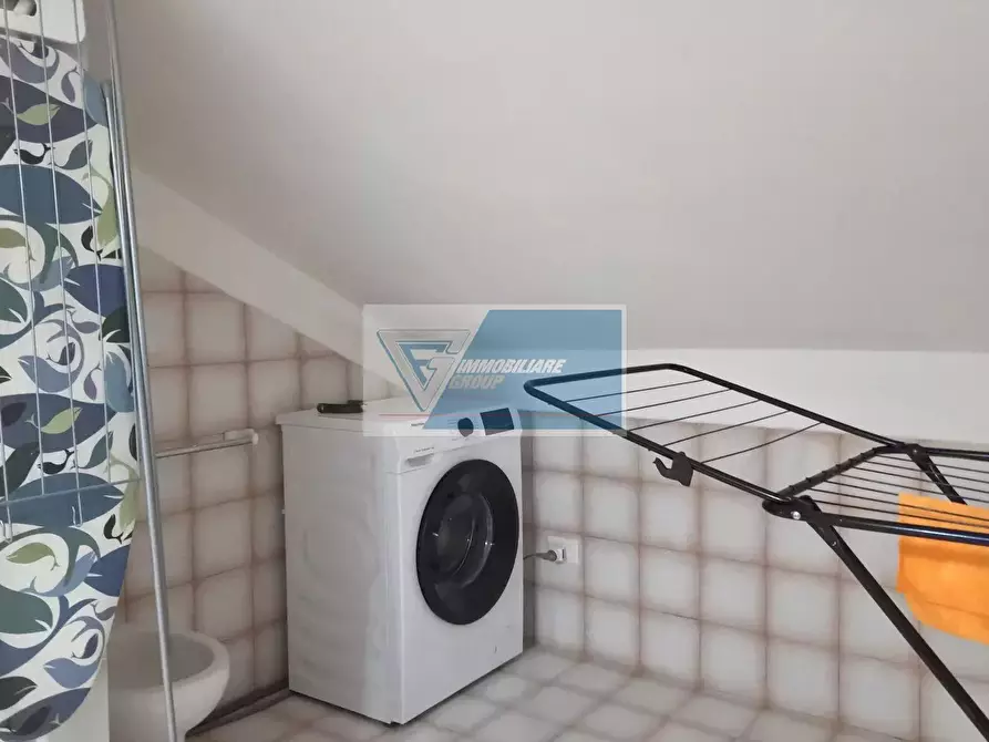 Immagine 5 di Casa trifamiliare in affitto  in Avola a Avola