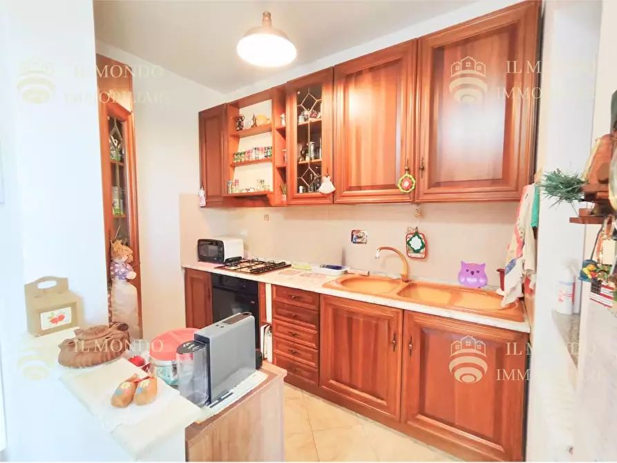 Immagine 11 di Casa trifamiliare in vendita  a Casape