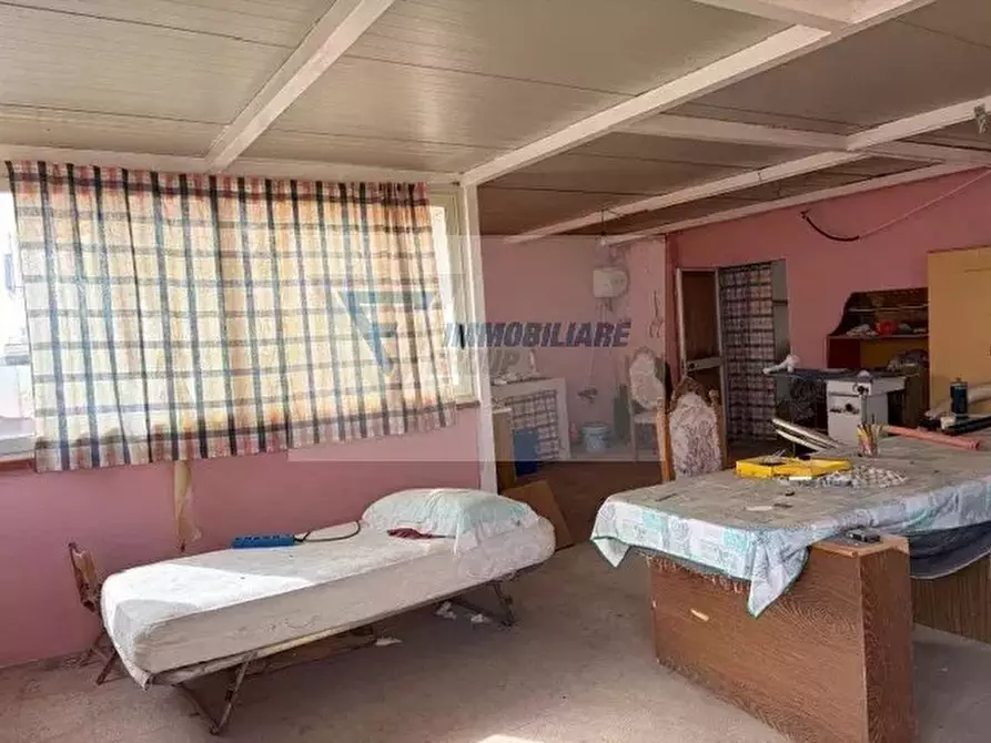 Immagine 29 di Casa trifamiliare in vendita  in Via Giovanna d'Arco a Siracusa