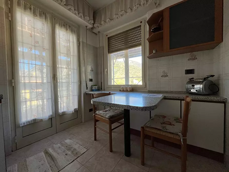 Immagine 9 di Casa trifamiliare in vendita  in Via Malvaro a Cicagna