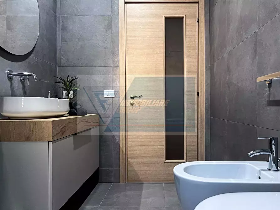 Immagine 17 di Casa trifamiliare in vendita  in Via Pasubio a Siracusa