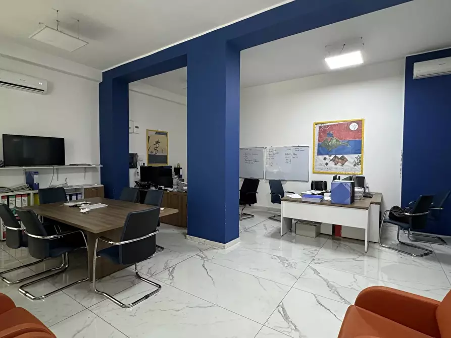 Immagine 5 di Castello in affitto  a Cosenza