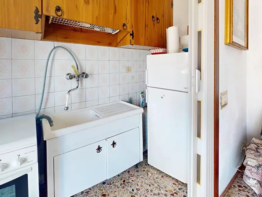 Immagine 9 di Casa trifamiliare in vendita  in Via Termini Imerese, 4 a Borghetto Santo Spirito