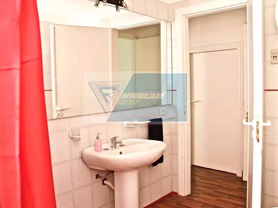 Immagine 5 di Casa trifamiliare in vendita  in Via Dione a Siracusa