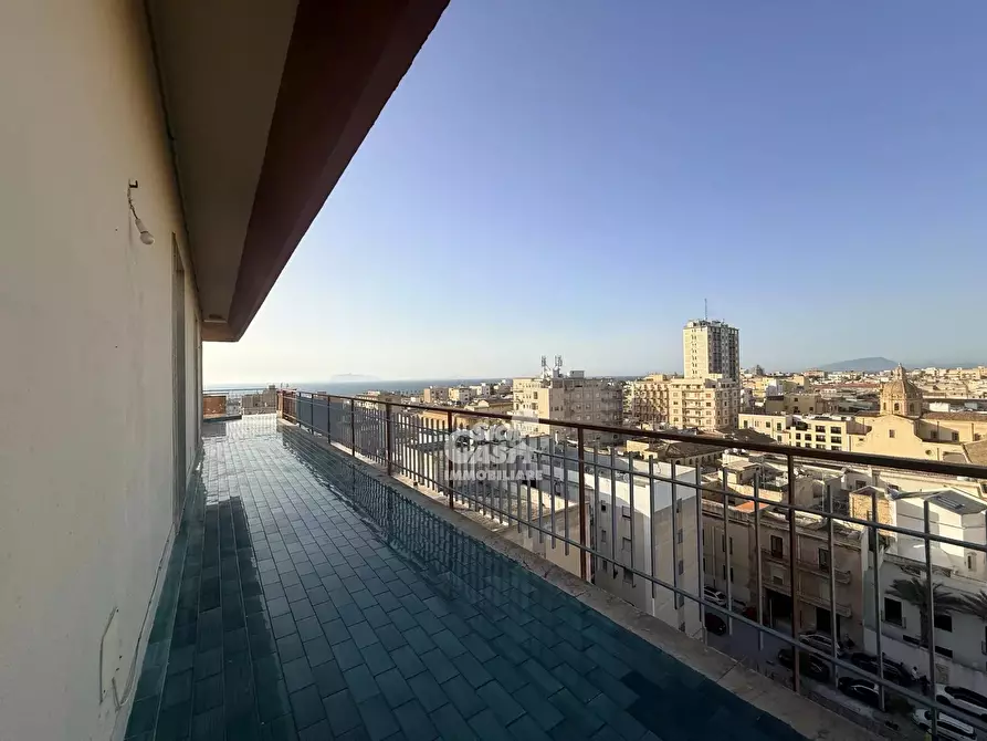 Immagine 2 di Casa trifamiliare in vendita  a Marsala