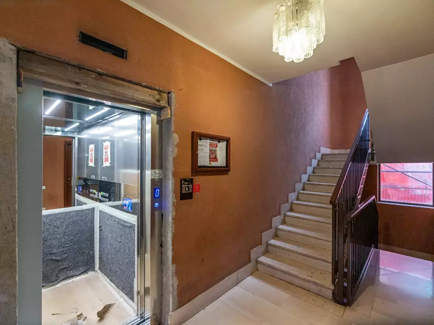 Immagine 33 di Casa trifamiliare in vendita  in Via Felice Poggi, 14 a Milano