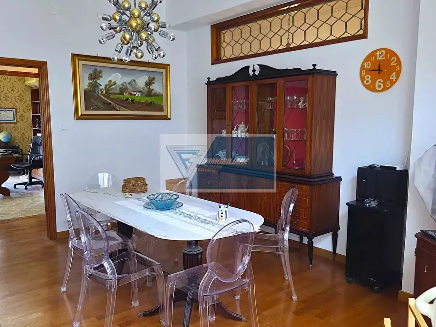 Immagine 6 di Casa trifamiliare in vendita  in Piazza Sgroi a Noto