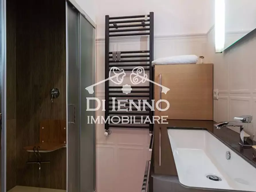 Immagine 30 di Casa trifamiliare in vendita  in Via Napoleone III a Roma