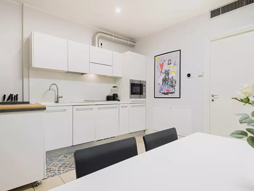 Immagine 9 di Casa trifamiliare in affitto  in VIA BERNARDINO BIONDELLI, 7. a Milano