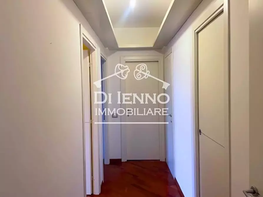 Immagine 11 di Casa trifamiliare in affitto  in Via Busto Arsizio a Roma