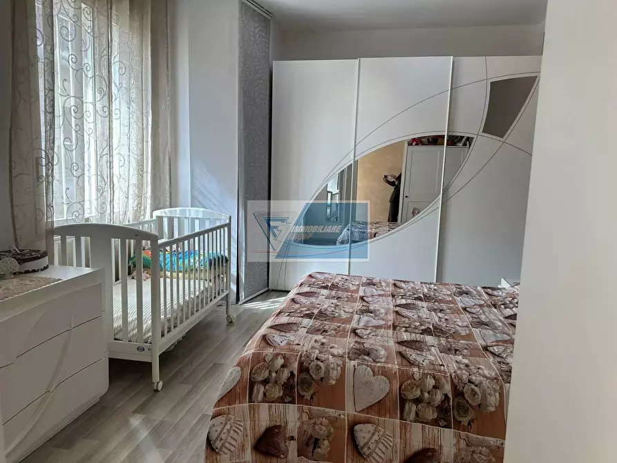 Immagine 21 di Casa trifamiliare in vendita  a Buccheri