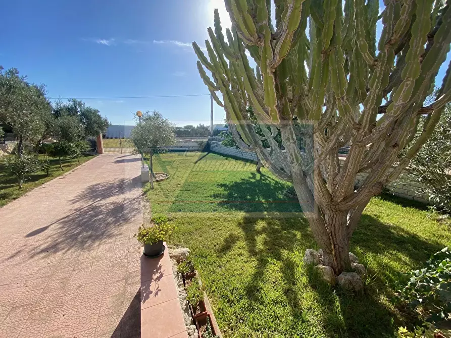 Immagine 11 di Terreno edificabile in vendita  in Via del Berillio a Siracusa