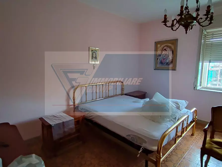 Immagine 5 di Casa trifamiliare in vendita  in VIA FILLIOLEY a Siracusa