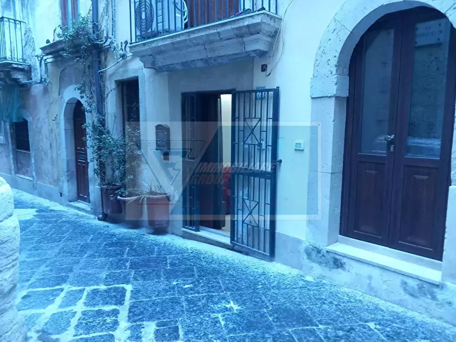 Immagine 23 di Casa trifamiliare in vendita  in via del crocifisso a Siracusa