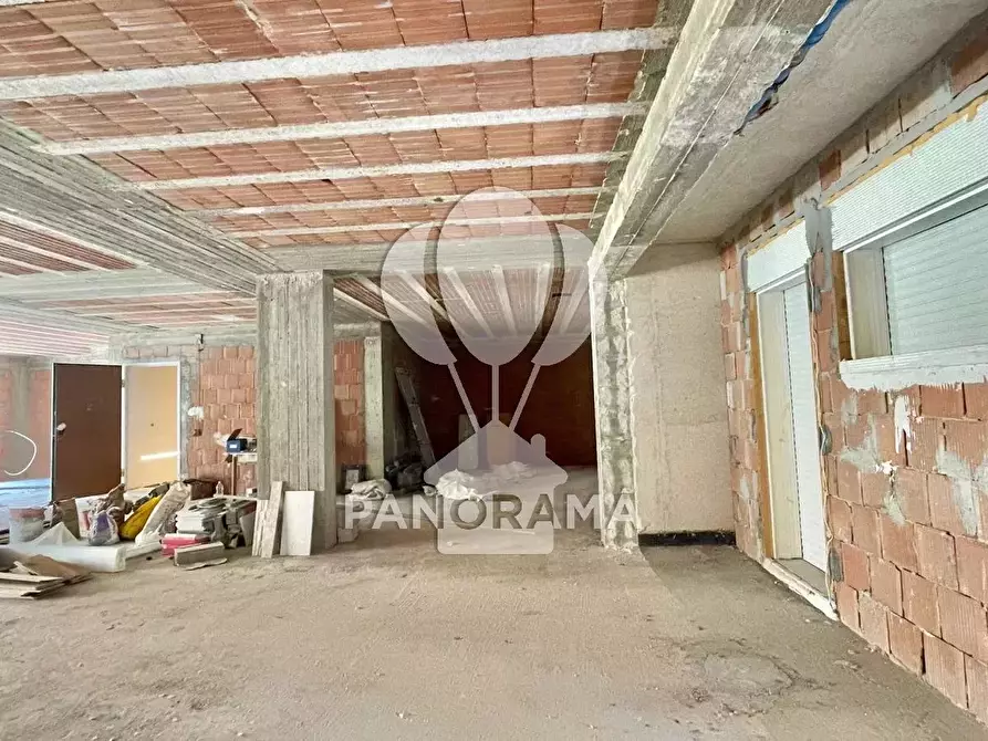 Immagine 5 di Casa trifamiliare in vendita  in via pertini a Alcamo