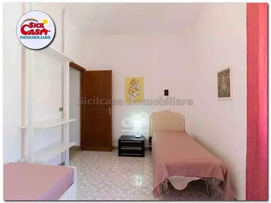 Immagine 6 di Casa trifamiliare in affitto  a Marsala