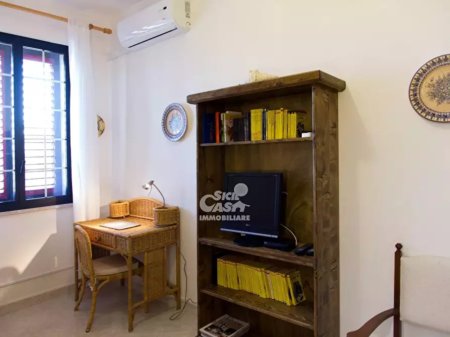 Immagine 30 di Casa trifamiliare in vendita  a Marsala