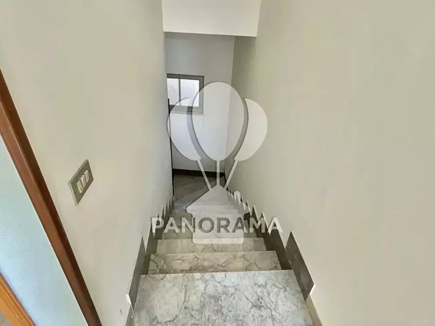 Immagine 11 di Castello in affitto  in Via Catania a Palermo