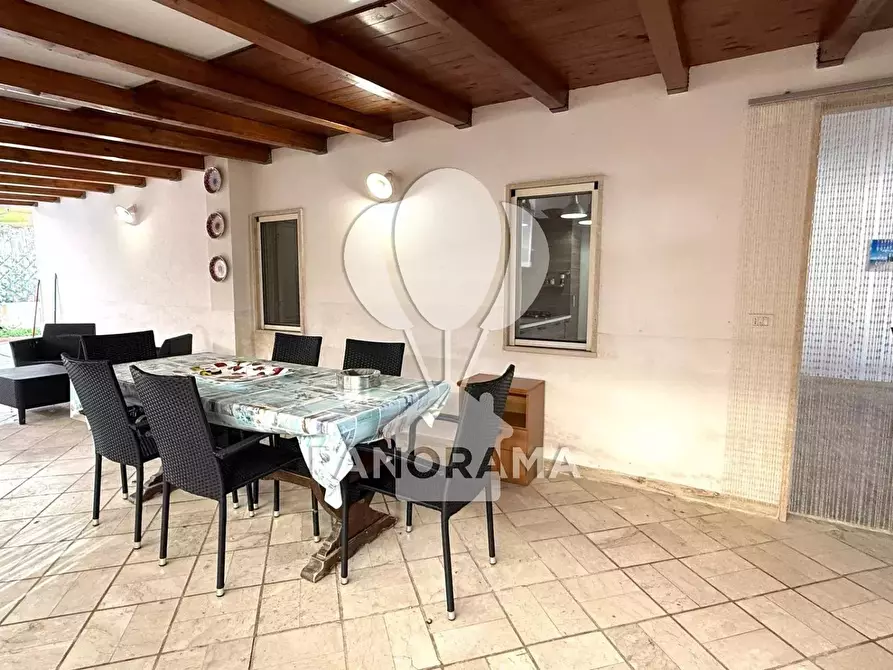 Immagine 31 di Casa trifamiliare in vendita  in Viale di Calatubo a Alcamo