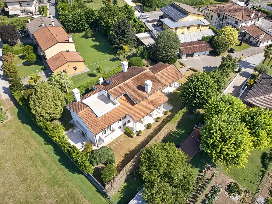 Immagine 87 di Terreno edificabile in vendita  a Albignasego