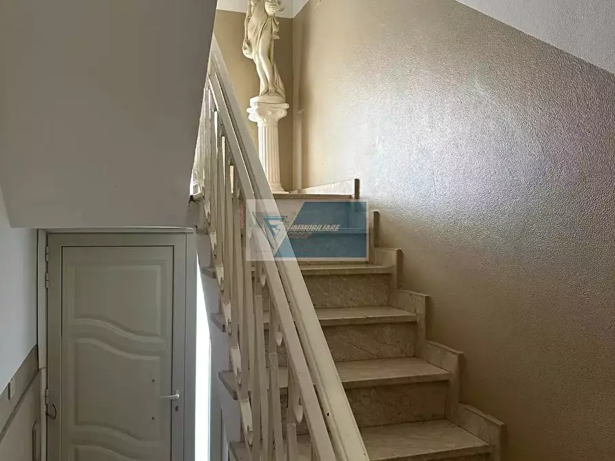 Immagine 4 di Casa trifamiliare in vendita  a Buccheri
