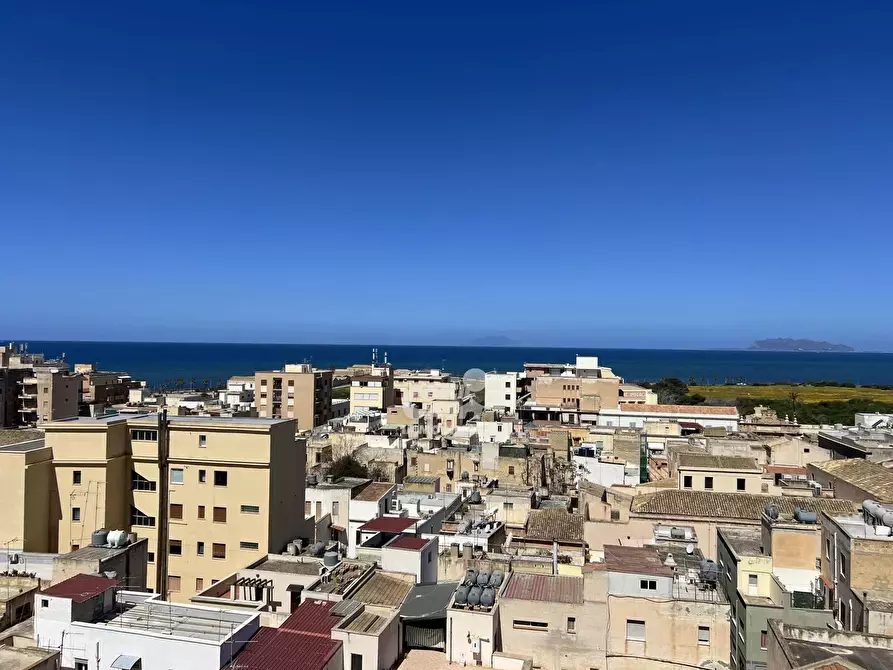 Immagine 15 di Casa trifamiliare in vendita  a Marsala