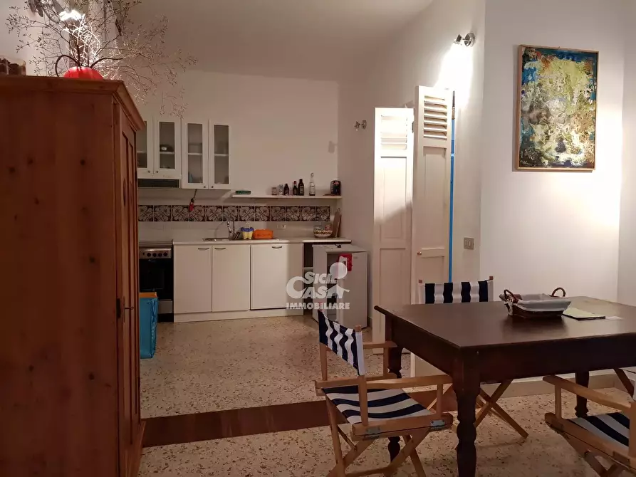Immagine 10 di Casa trifamiliare in affitto  a Marsala