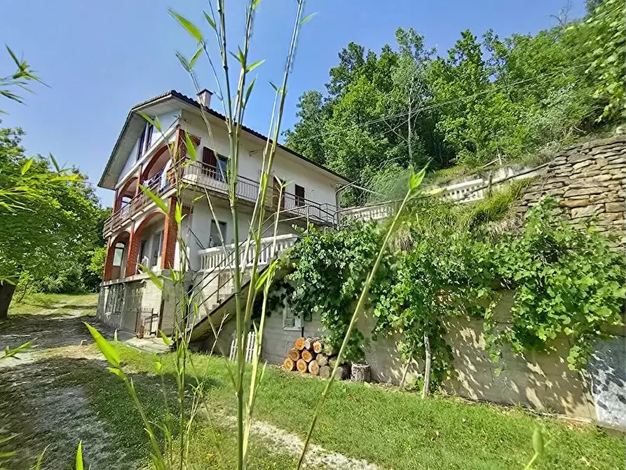 casa indipendente in vendita a Barolo