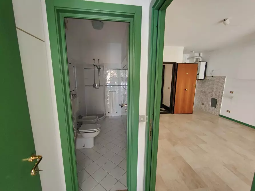 Immagine 16 di Casa trifamiliare in vendita  in Via Vittorio Veneto a Chiavari