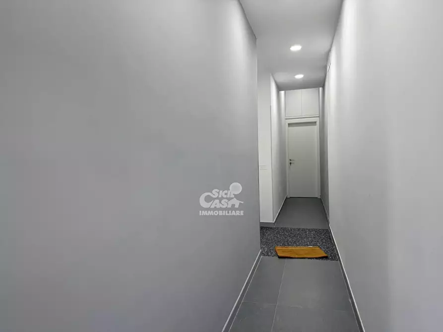 Immagine 36 di Casa trifamiliare in affitto  a Marsala