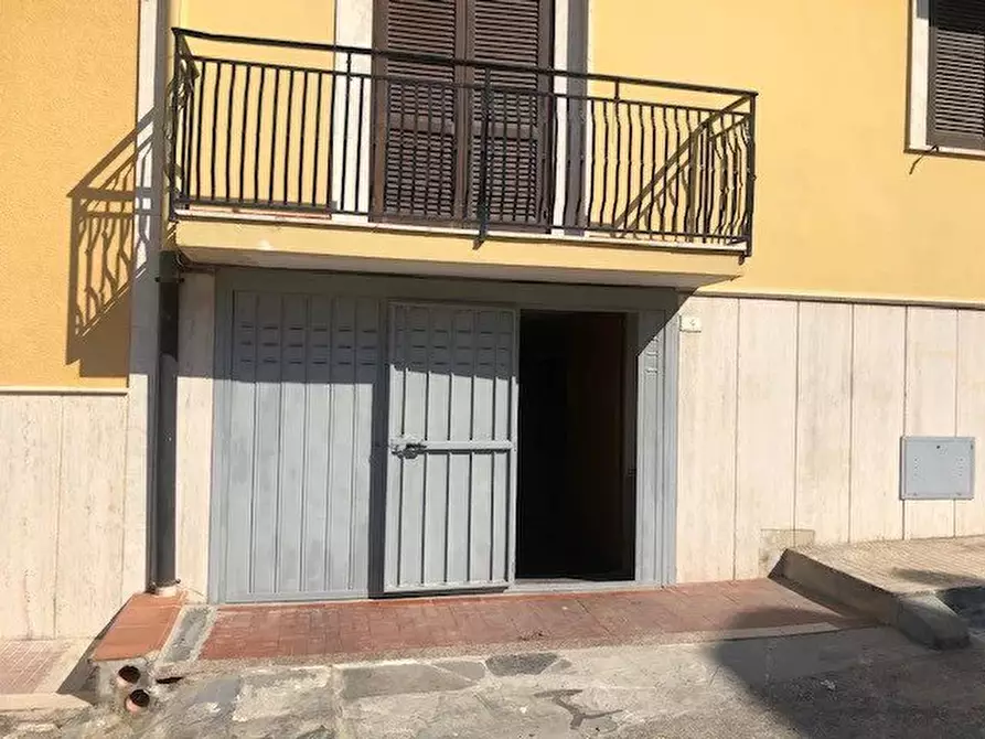 Immagine 1 di Casa bifamiliare in affitto  a Siracusa