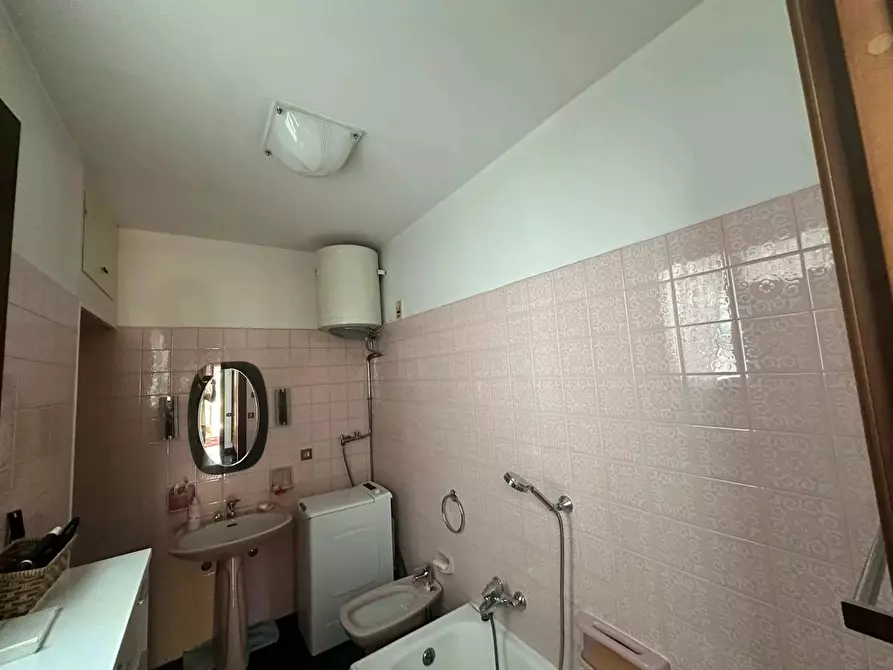 Immagine 8 di Casa trifamiliare in affitto  in Via Ruffini, 11 a Ventimiglia