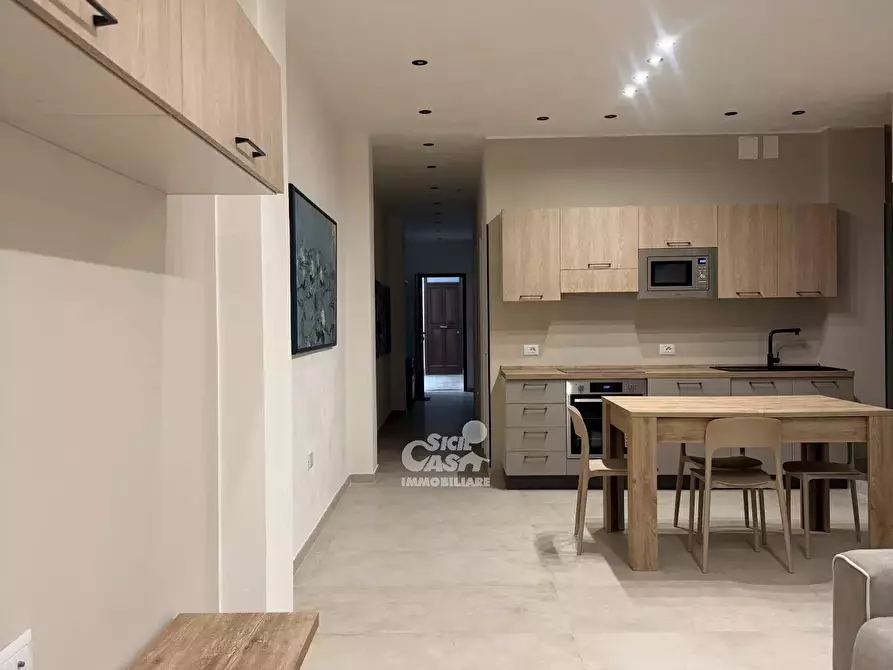Immagine 29 di Casa trifamiliare in affitto  a Marsala