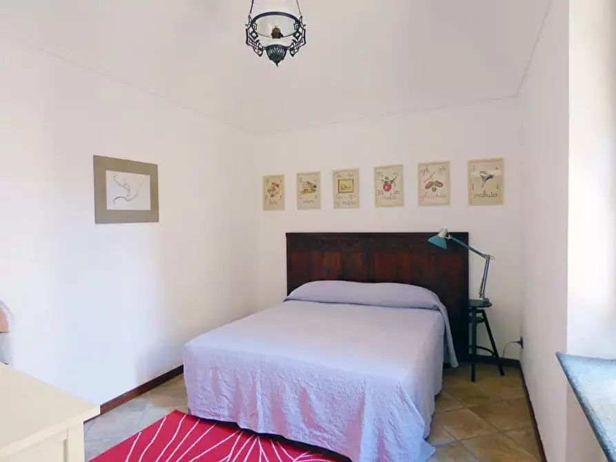 Immagine 18 di Casa trifamiliare in vendita  a Dogliani