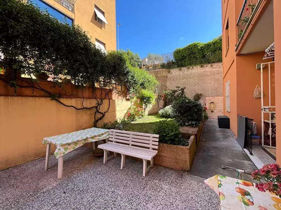 appartamento in vendita a Chiavari in zona Entella