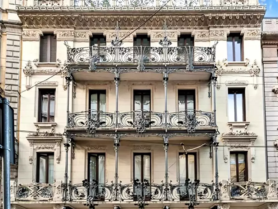 Immagine 16 di Castello in affitto  in Via Spadari a Milano