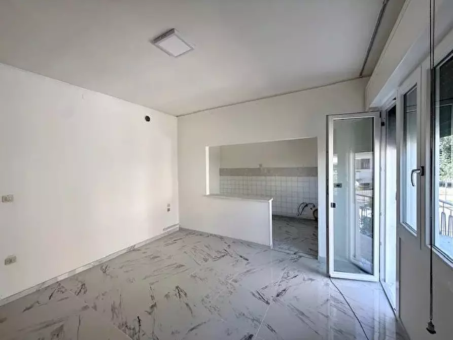 Immagine 5 di Casa trifamiliare in vendita  a Conegliano