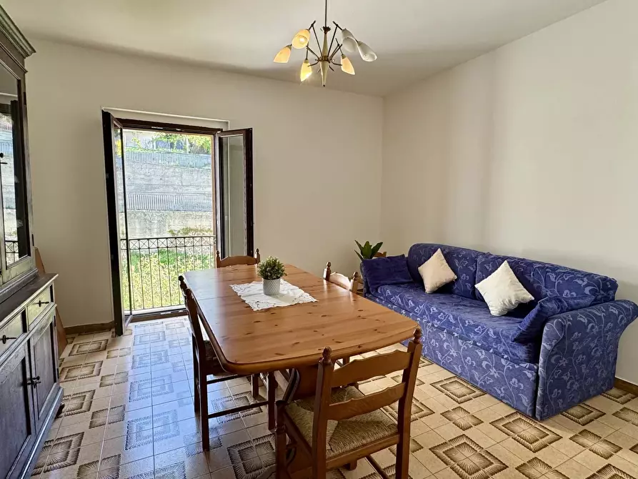 Immagine 3 di Casa trifamiliare in vendita  in Via C. Calvelli, 96 a Aprigliano