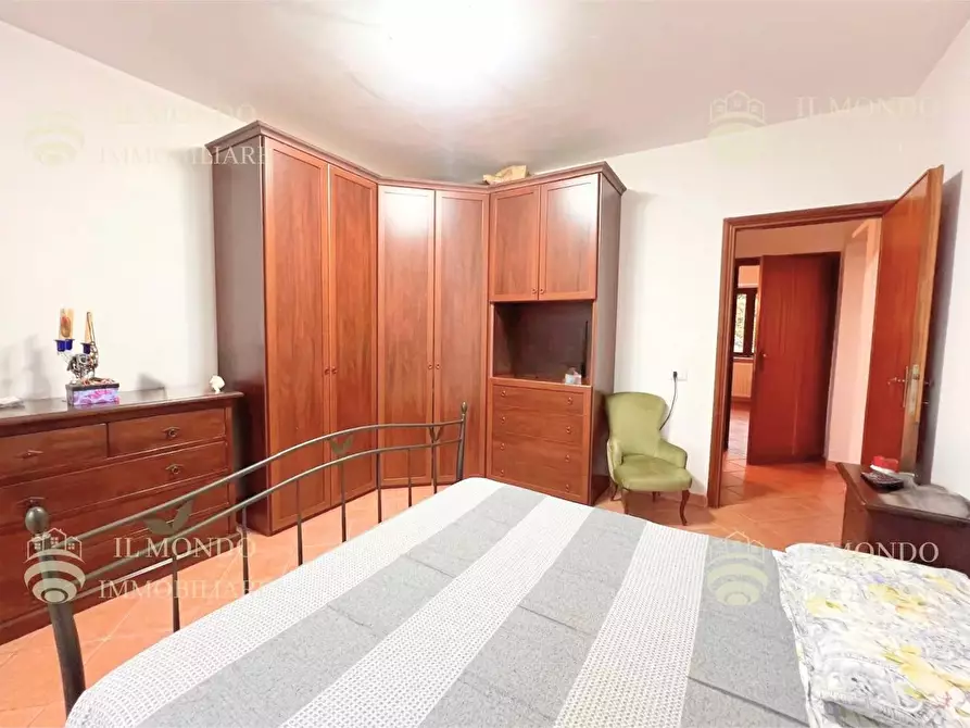 Immagine 19 di Casa trifamiliare in vendita  a Palombara Sabina