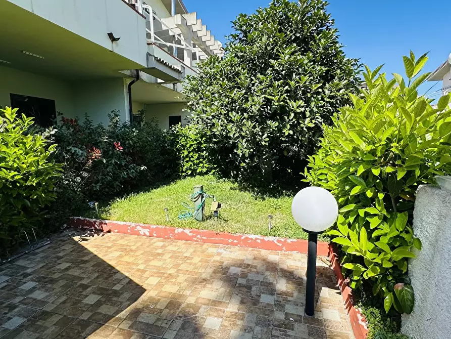 Immagine 22 di Casa trifamiliare in vendita  in Via Pantelleria, 13 a Villapiana