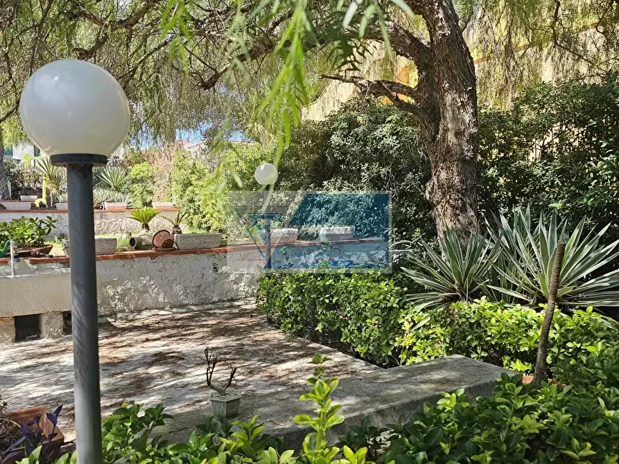 Immagine 35 di Terreno edificabile in vendita  in Via C. di Martino a Noto