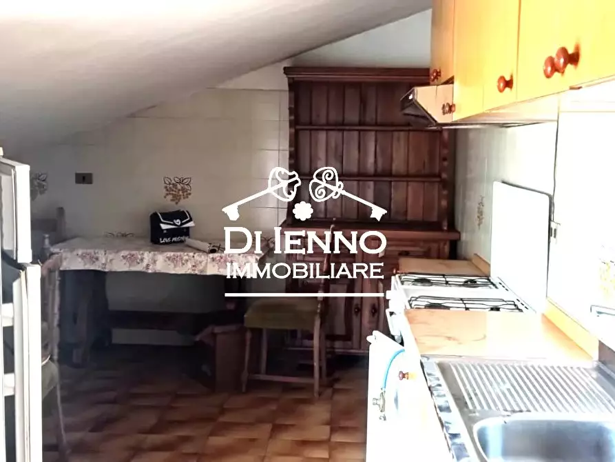 Immagine 1 di Casa trifamiliare in vendita  in Via Trento a Canale Monterano