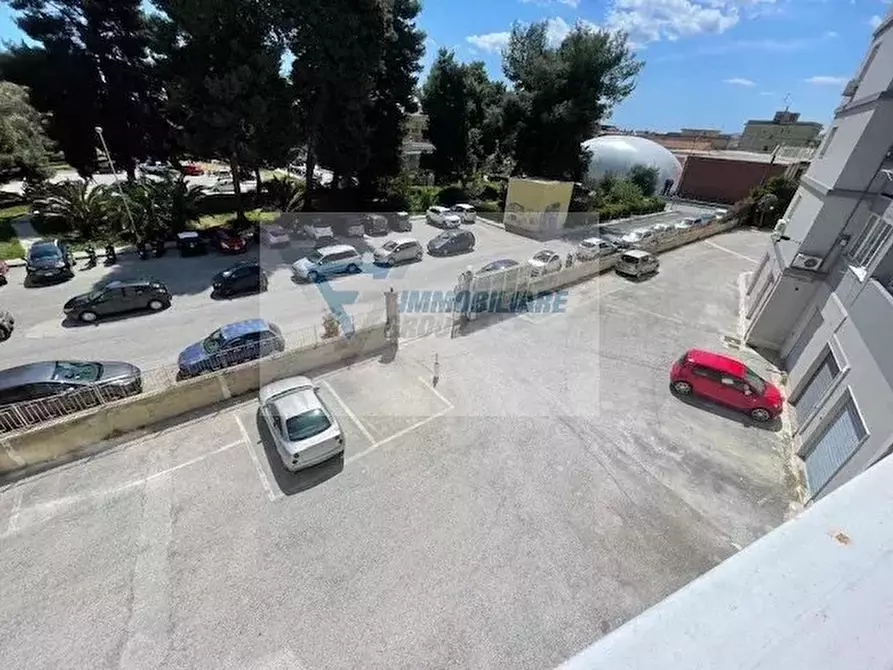 Immagine 36 di Casa trifamiliare in vendita  in Viale Vittorio Veneto a Floridia