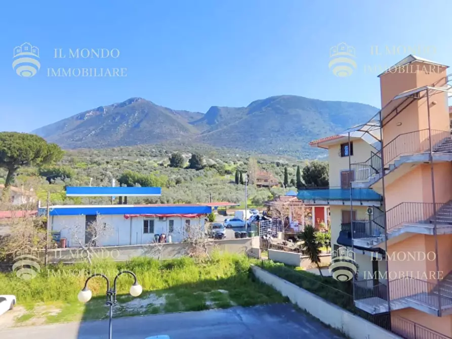 Immagine 26 di Casa trifamiliare in vendita  a Casape