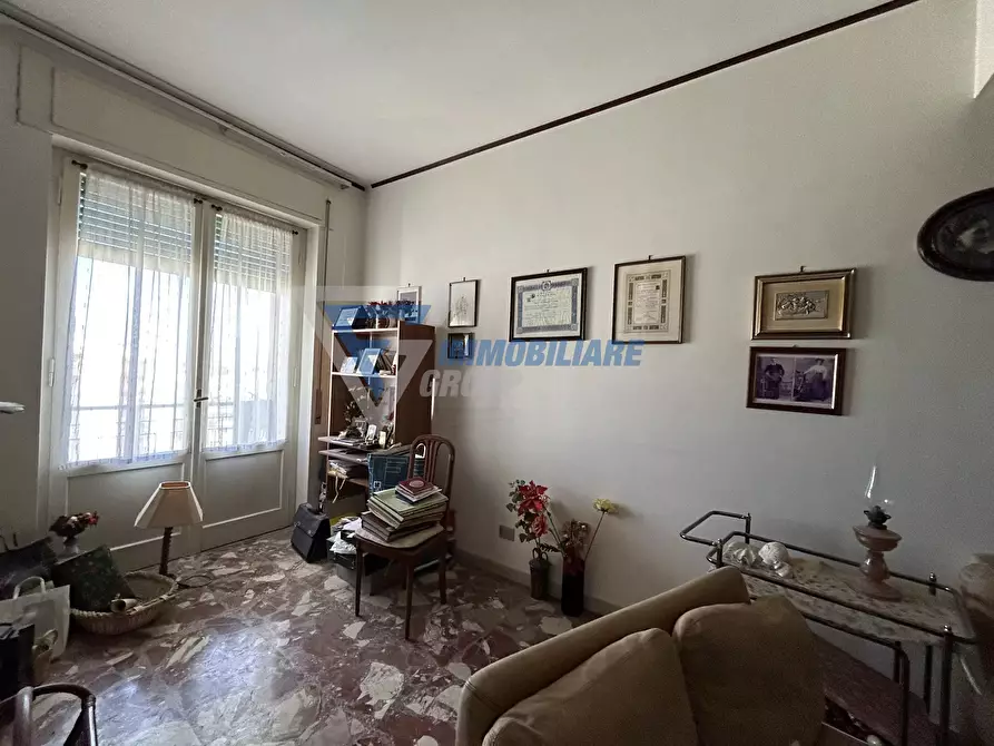 Immagine 3 di Casa trifamiliare in vendita  in Via Mostringiano a Buccheri